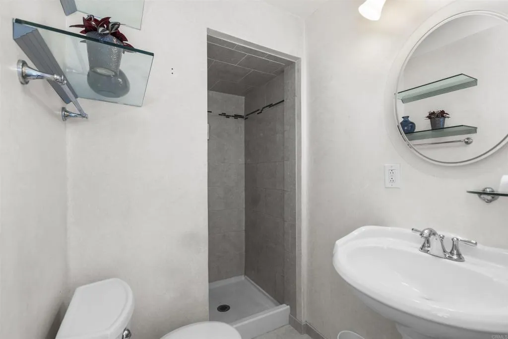 https://cdn.realtyfeed.com/cdn/127/306721457/fb4cb4d7026bb6150aa042b59d65b0ac.webp