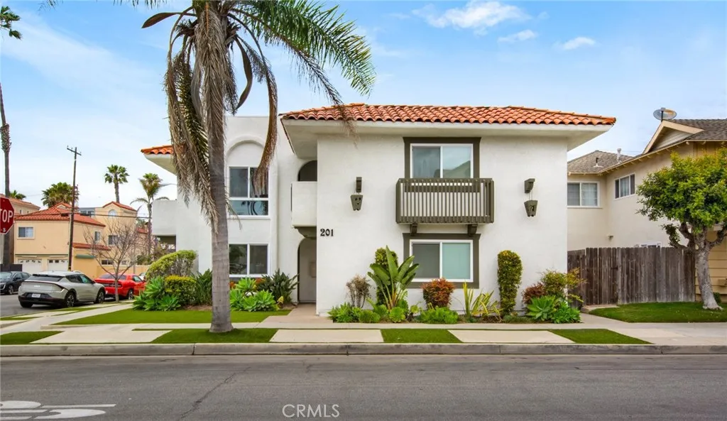 Huntington Beach, CA 92648