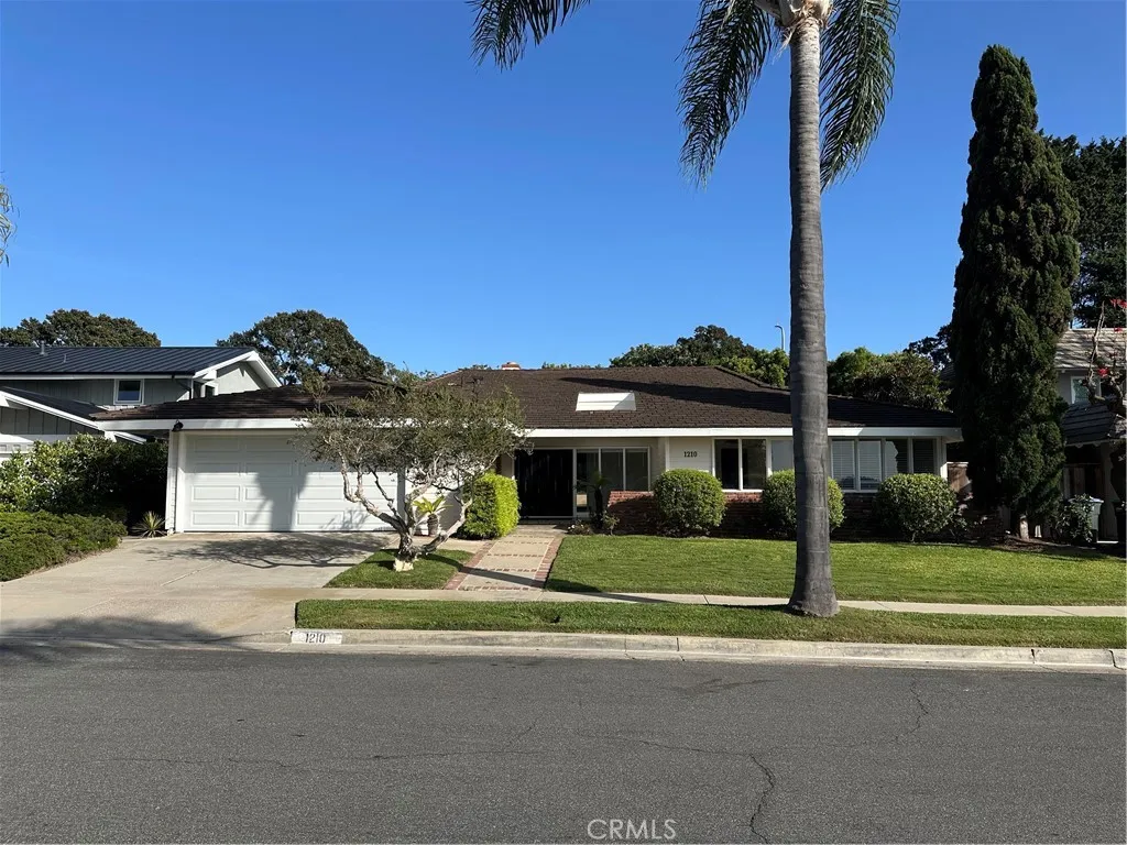 Corona Del Mar, CA 92625