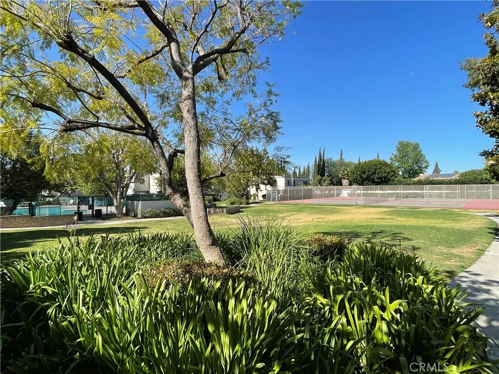 Northridge, CA 91324