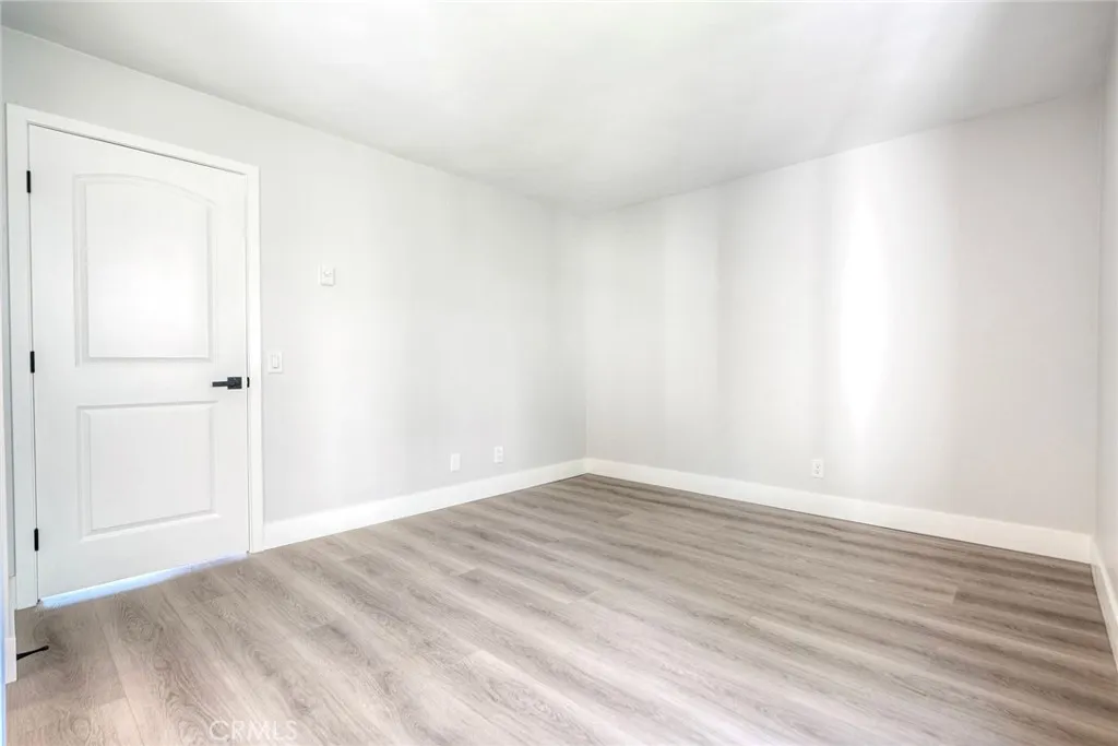 https://cdn.realtyfeed.com/cdn/127/306721567/34de8ded49a9806a2183a7eba003a159.webp