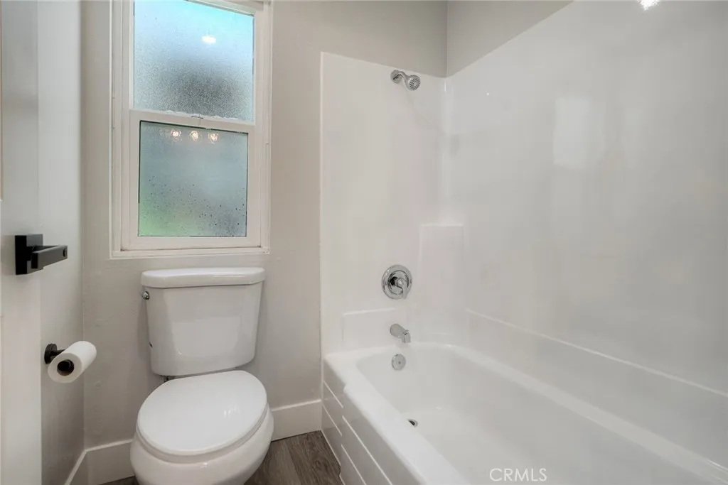 https://cdn.realtyfeed.com/cdn/127/306721567/5f13cb2b0764bbb2f933f86cb97250b9.webp