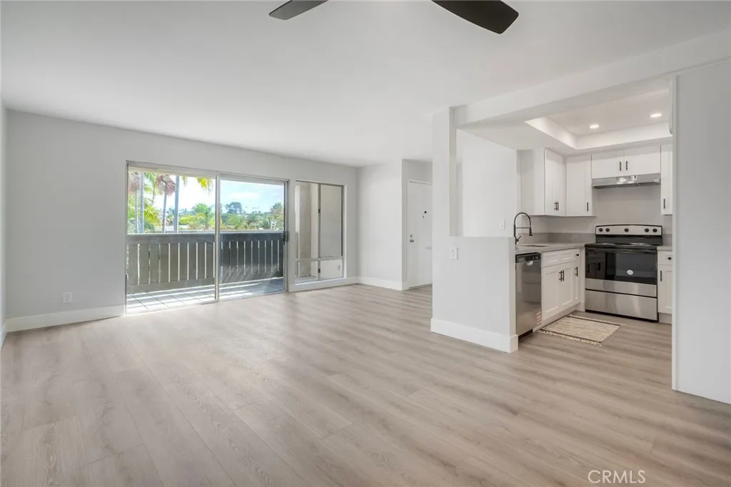 https://cdn.realtyfeed.com/cdn/127/306721567/9b839e0aa7f2b26953c74f2c7dc796b2.webp