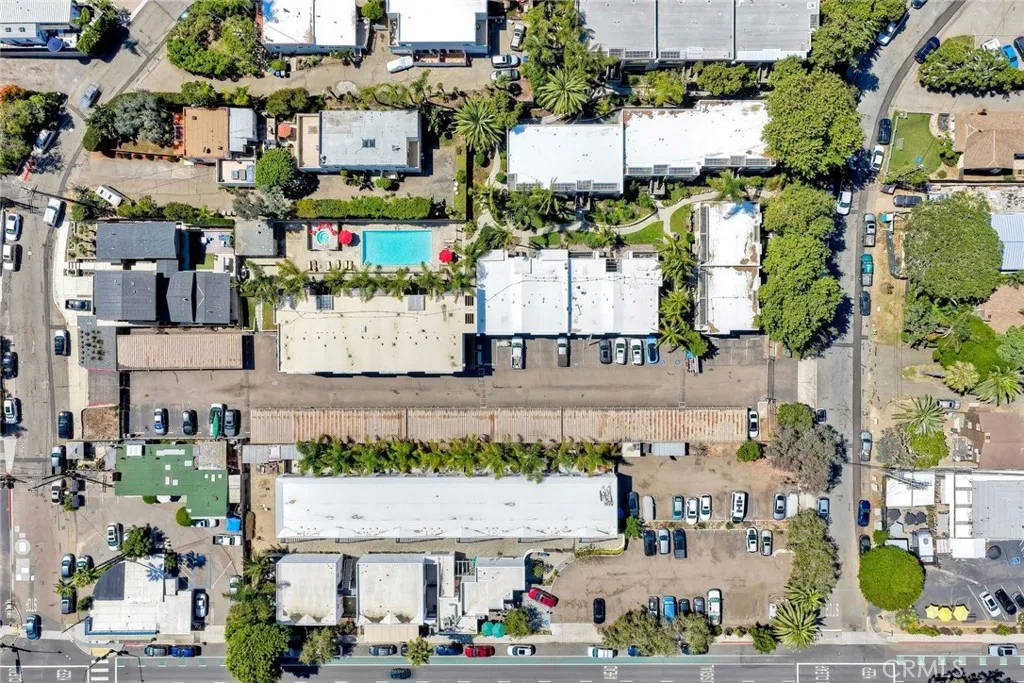 https://cdn.realtyfeed.com/cdn/127/306721567/9d56ea52bd90bef638baf0a06c433981.webp