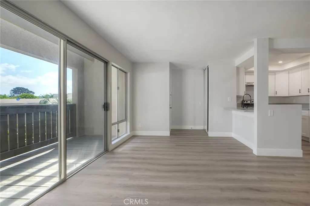 https://cdn.realtyfeed.com/cdn/127/306721567/ecf7fe5f089264df59fb3416fccaf01d.webp