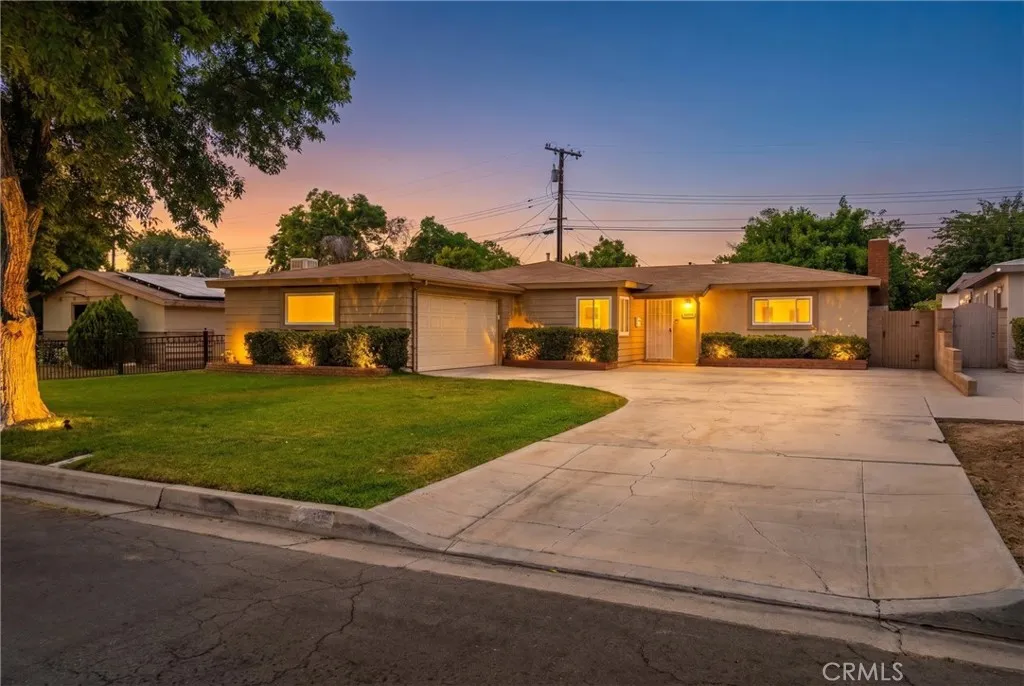 Lancaster, CA 93534