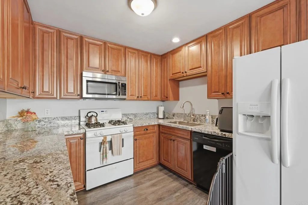 https://cdn.realtyfeed.com/cdn/127/306721621/3891b772c76215859694362ccc565ba0.webp
