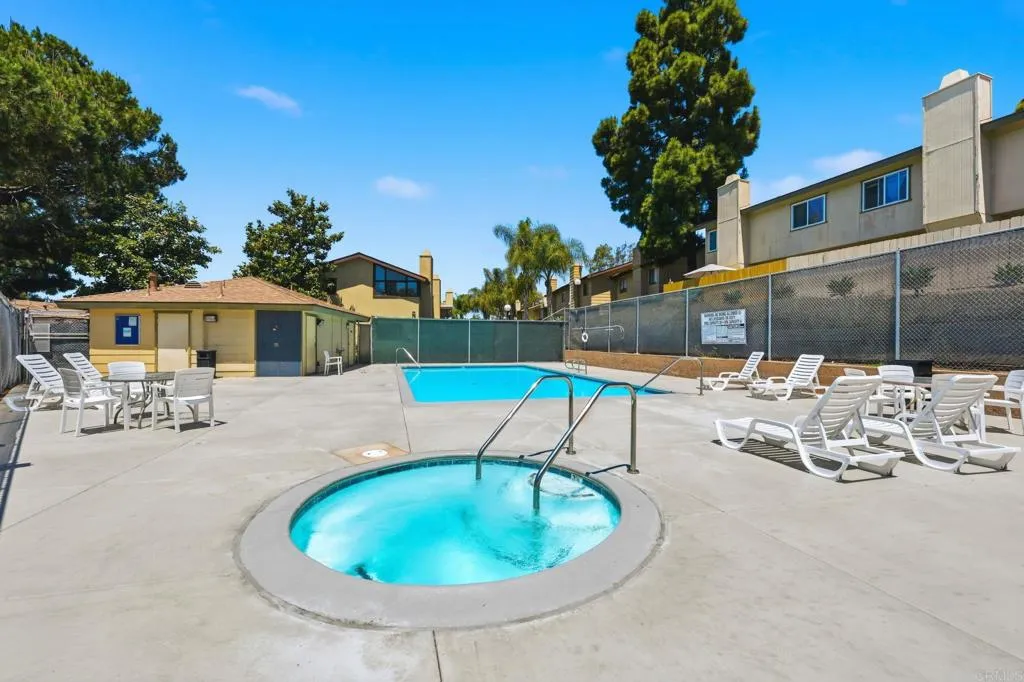 https://cdn.realtyfeed.com/cdn/127/306721621/768237d35cd57837f5a461ed3e6858cf.webp