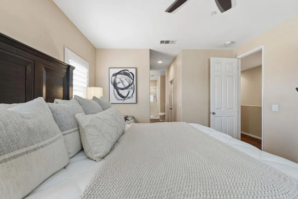 https://cdn.realtyfeed.com/cdn/127/306721623/23b5cb29bb7f786ff66a3ec06f9cdcef.webp