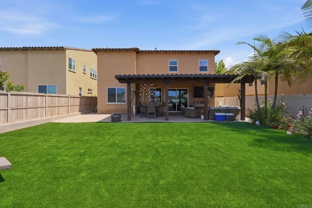 https://cdn.realtyfeed.com/cdn/127/306721623/2e7bab02e9bf1c08e217ea38cb445cf6.webp