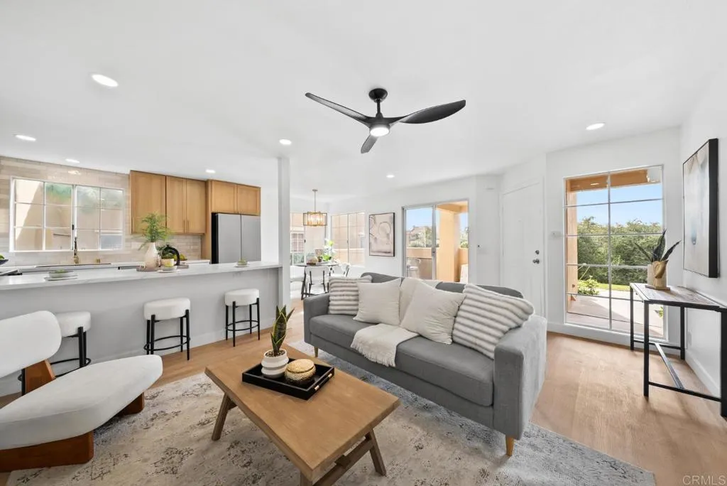 https://cdn.realtyfeed.com/cdn/127/306721626/738c8299187ce20cf1d3b437434d8b01.webp