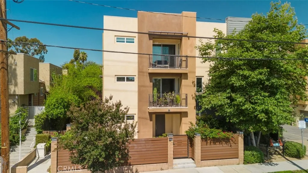 Van Nuys, CA 91405