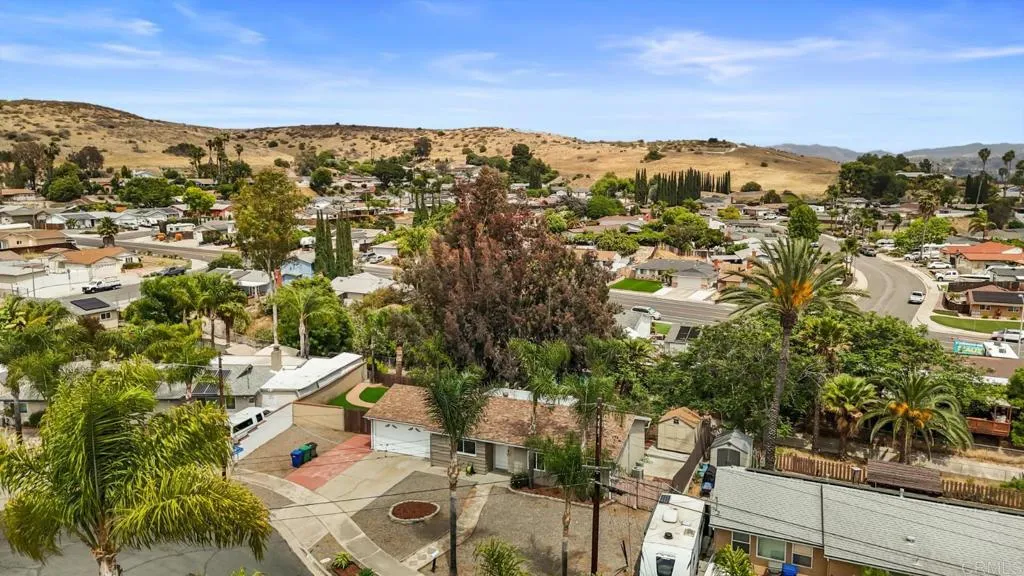https://cdn.realtyfeed.com/cdn/127/306721689/02c86f9fa64179b32f45ef6bc0d041a1.webp