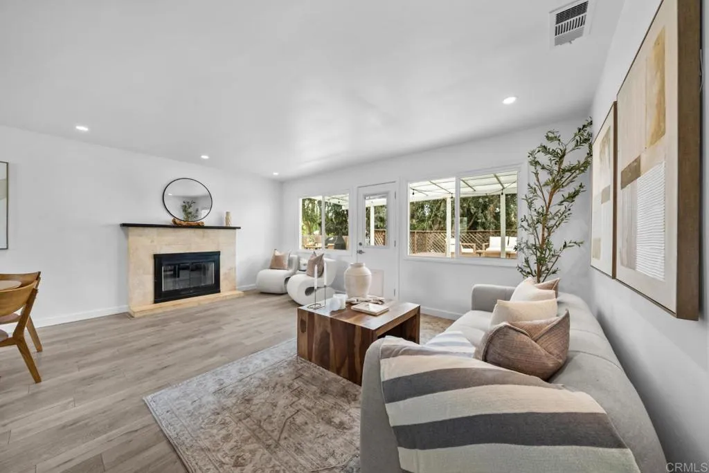 https://cdn.realtyfeed.com/cdn/127/306721689/47116529e5363cc848022938c571ed67.webp