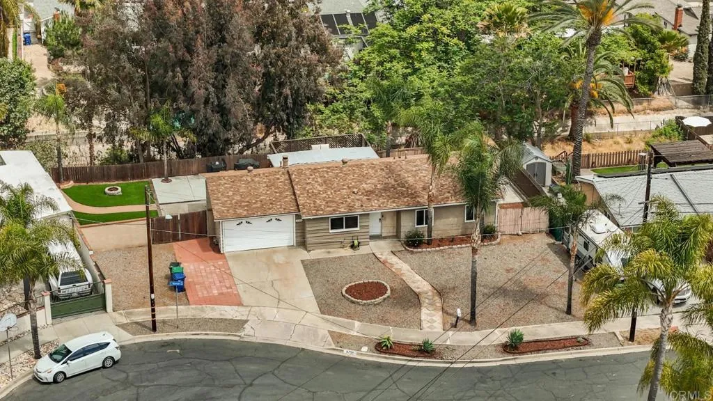 https://cdn.realtyfeed.com/cdn/127/306721689/47c52f255297ccf0832690f9584a733a.webp