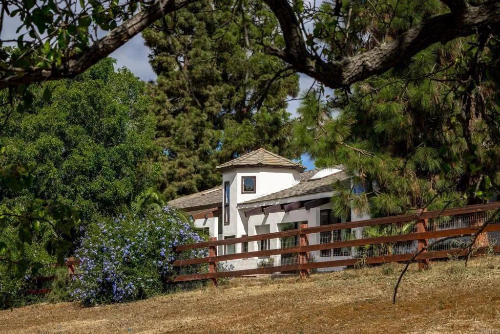 https://cdn.realtyfeed.com/cdn/127/306721707/5ac7775cd73ef82def9b50feaa44a7ae.webp