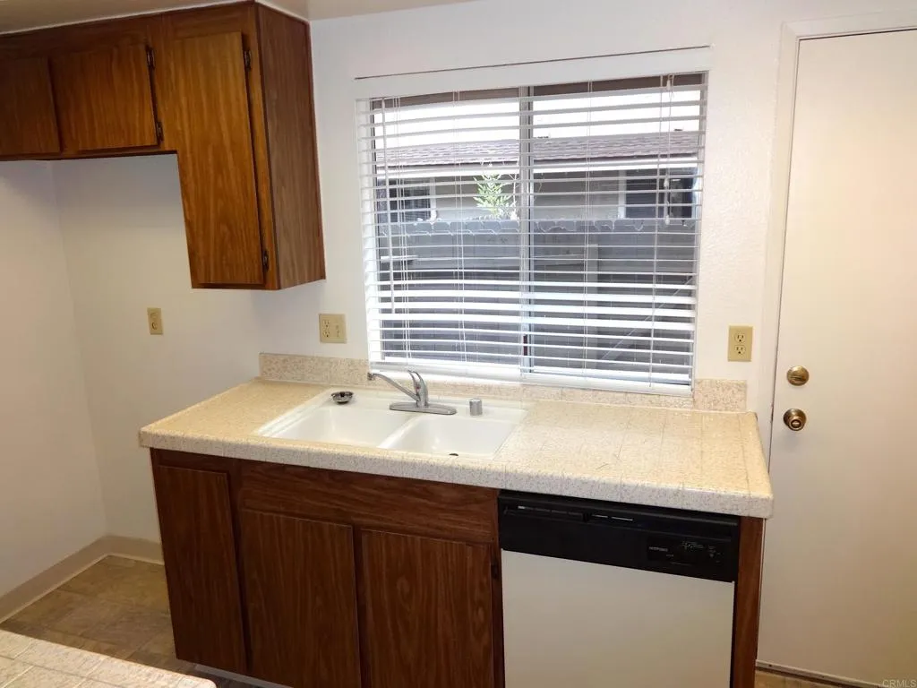 Photo #5: PTP2603818 Listing: Photo #5