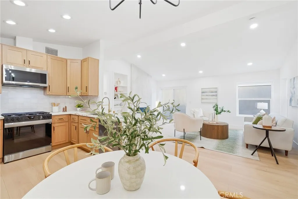 Laguna Hills, CA 92653