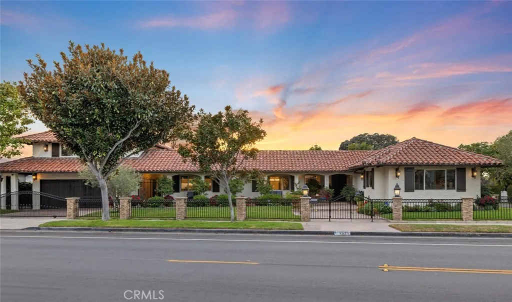1511 Santiago Drive