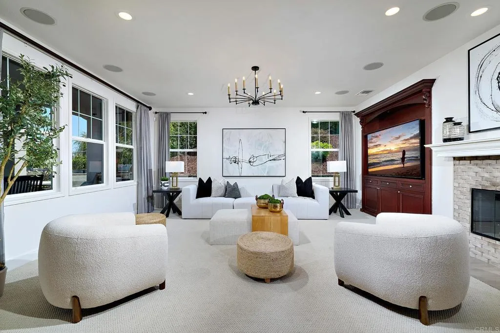 https://cdn.realtyfeed.com/cdn/127/306721831/2af51aeefa15a01773f10db6f2b739cb.webp