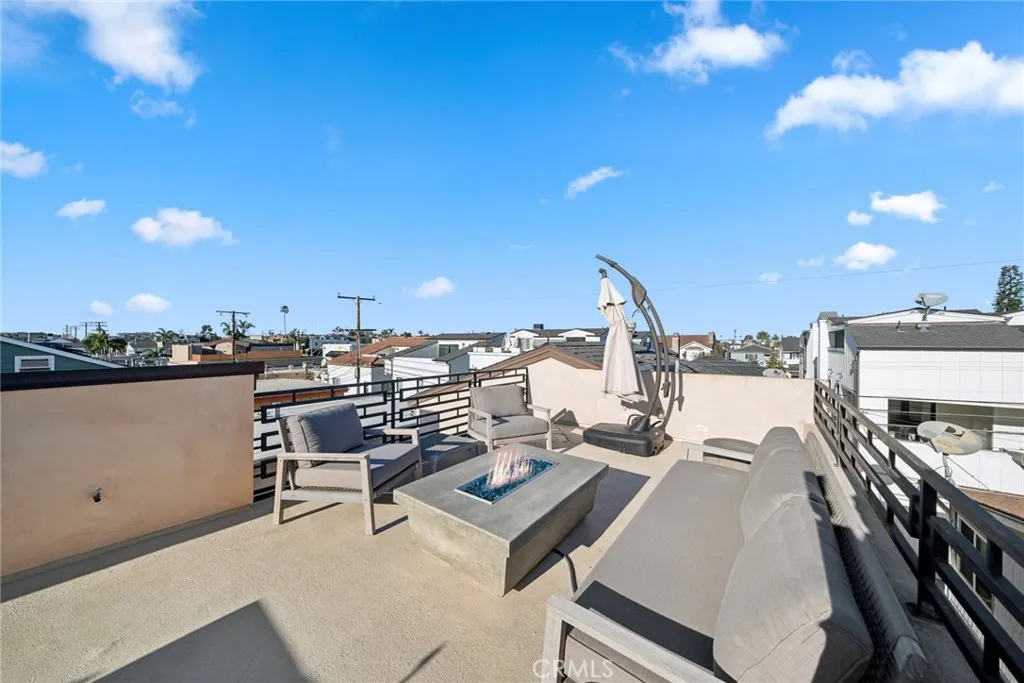 Corona Del Mar, CA 92625