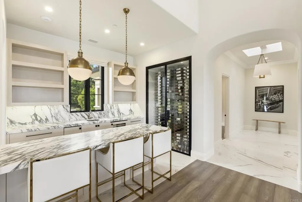 https://cdn.realtyfeed.com/cdn/127/306721884/b394aeec3b2d32a705e968f7d46805fc.webp