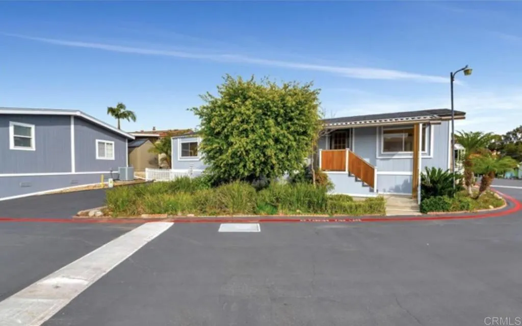 https://cdn.realtyfeed.com/cdn/127/306721926/d4024438ecc69b7c56d9d618b412c6b5.webp