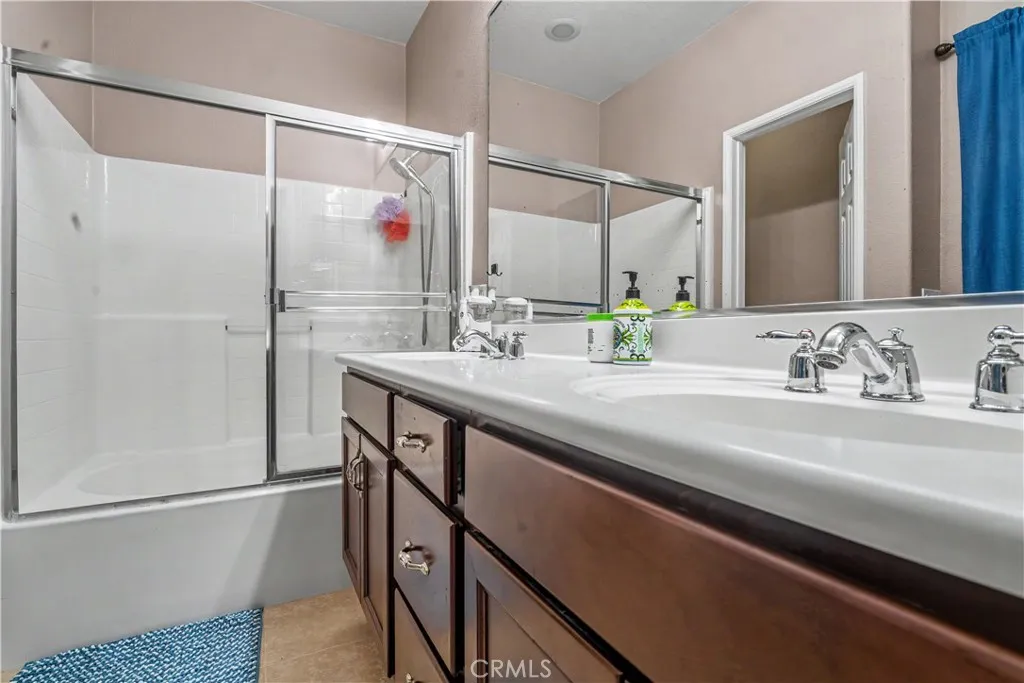 Photo #14: SW26107957 Listing: Photo #14