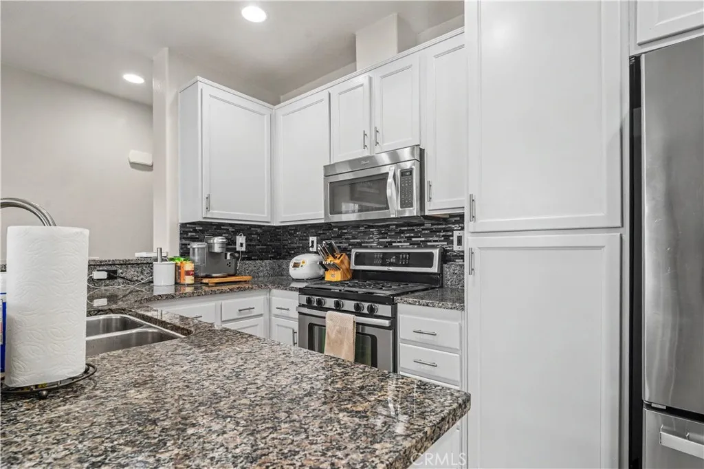 Photo #6: SW26107957 Listing: Photo #6