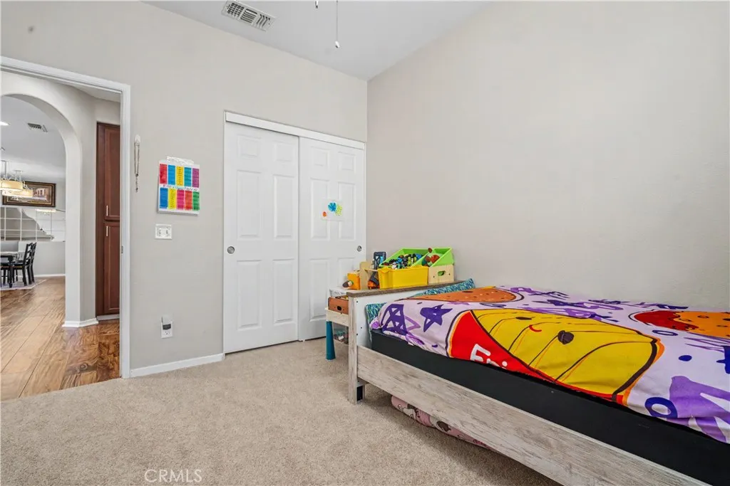 https://cdn.realtyfeed.com/cdn/127/306721936/48046bd08b3e77d2272e2b536e9080aa.webp