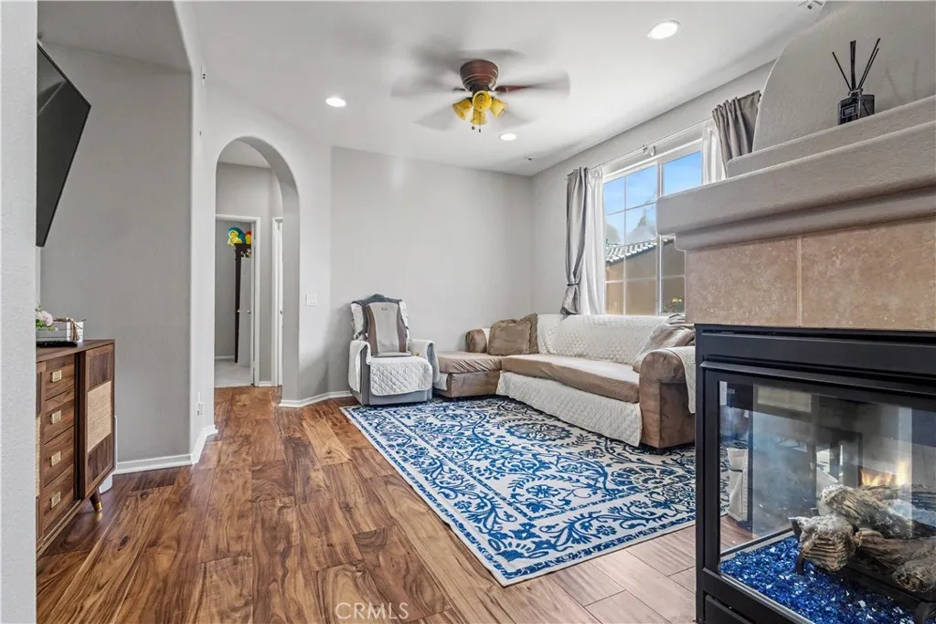 Photo #3: SW26107957 Listing: Photo #3