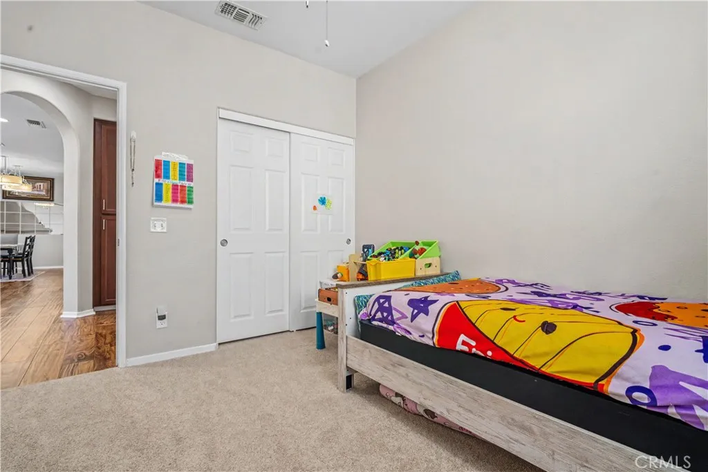 https://cdn.realtyfeed.com/cdn/127/306721936/ec30acd6a7598974df72ccd6d80d64a8.webp