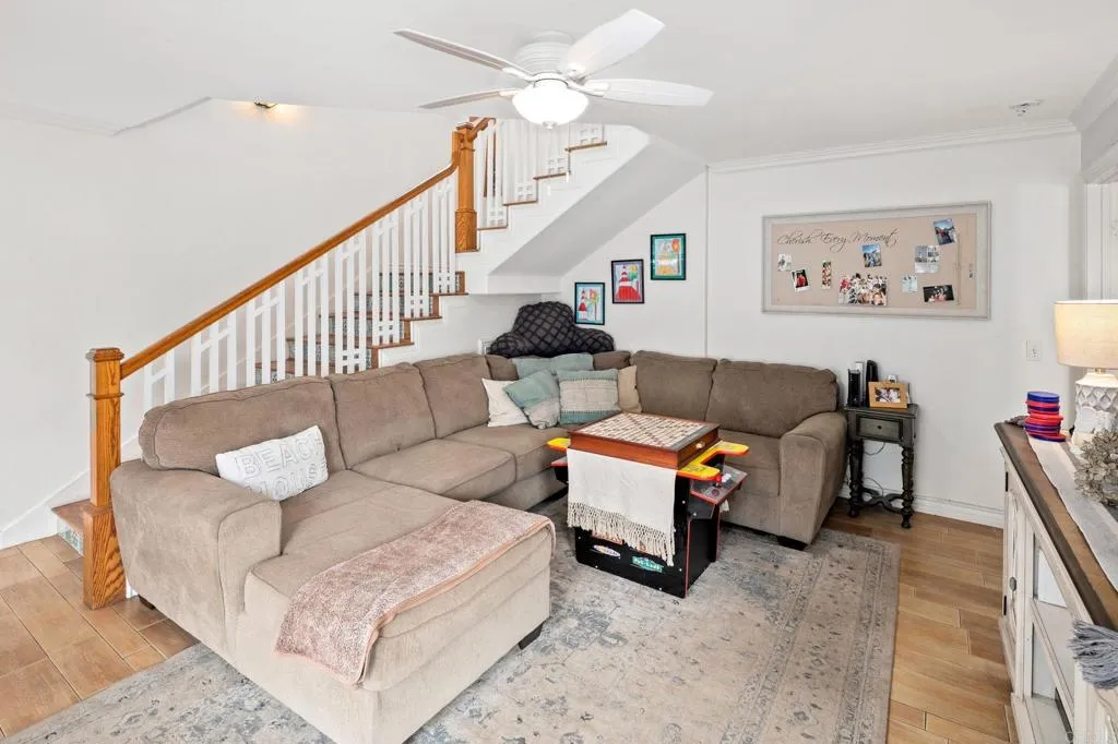 https://cdn.realtyfeed.com/cdn/127/306721955/0a465a144efd423bda0f1a77c9b1ca1a.webp