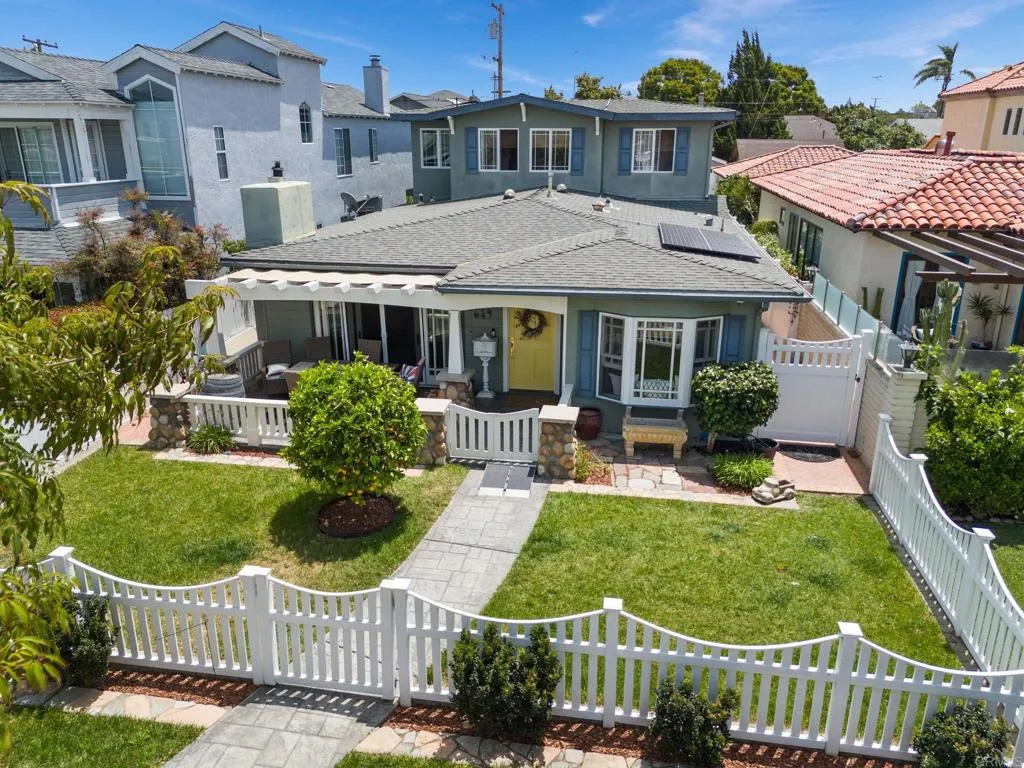 https://cdn.realtyfeed.com/cdn/127/306721955/a8464f7ae2ee20abea800cb2a73b601c.webp