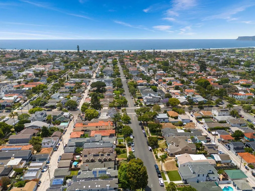 https://cdn.realtyfeed.com/cdn/127/306721955/af0106e49ea058922380b3bdfee050d9.webp