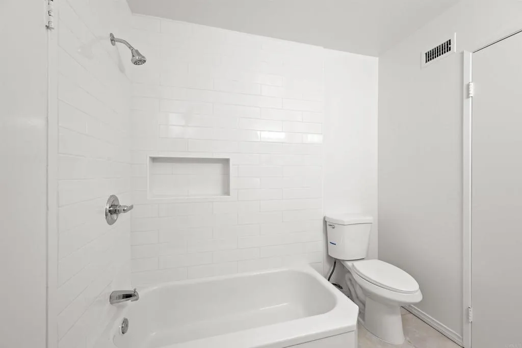 https://cdn.realtyfeed.com/cdn/127/306721991/204849612c309f8de2dffc6f8bdffa0f.webp