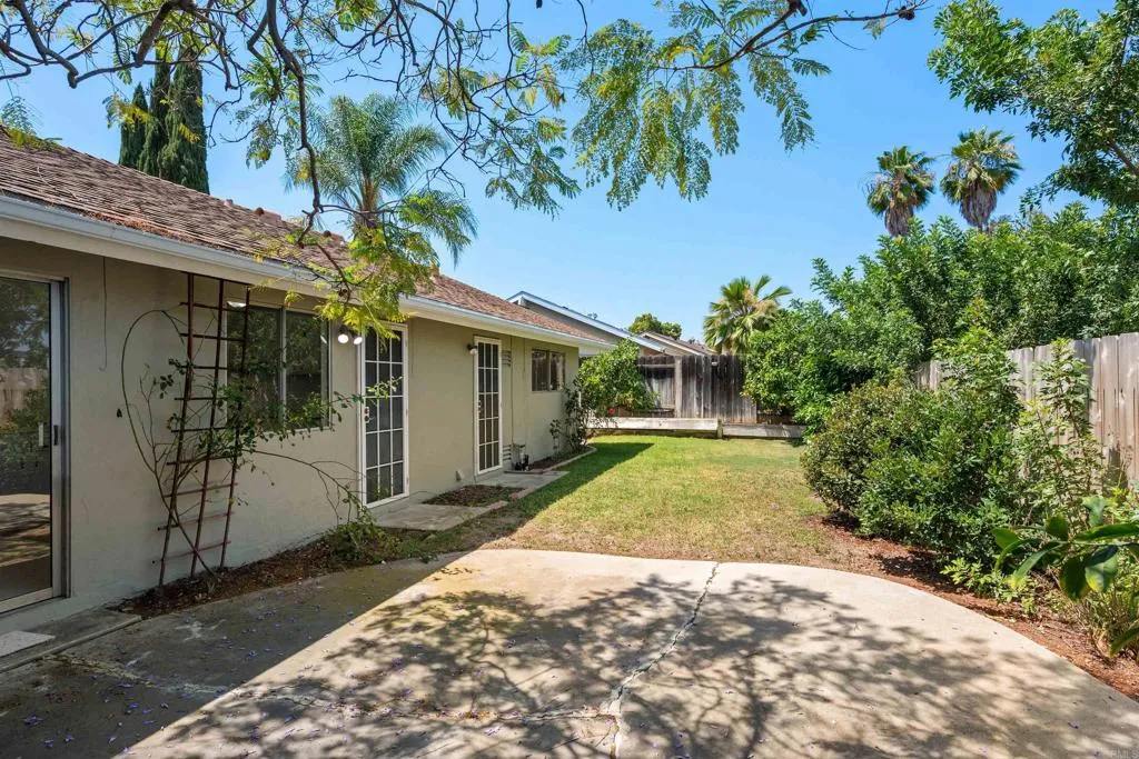 https://cdn.realtyfeed.com/cdn/127/306721991/2957640140071db64af64c49ecb9f3ac.webp