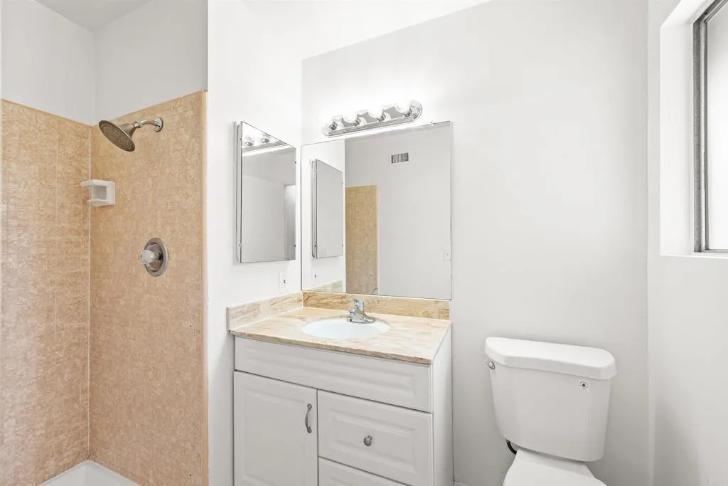 https://cdn.realtyfeed.com/cdn/127/306721991/580e62081e573b242026cae71064e137.webp