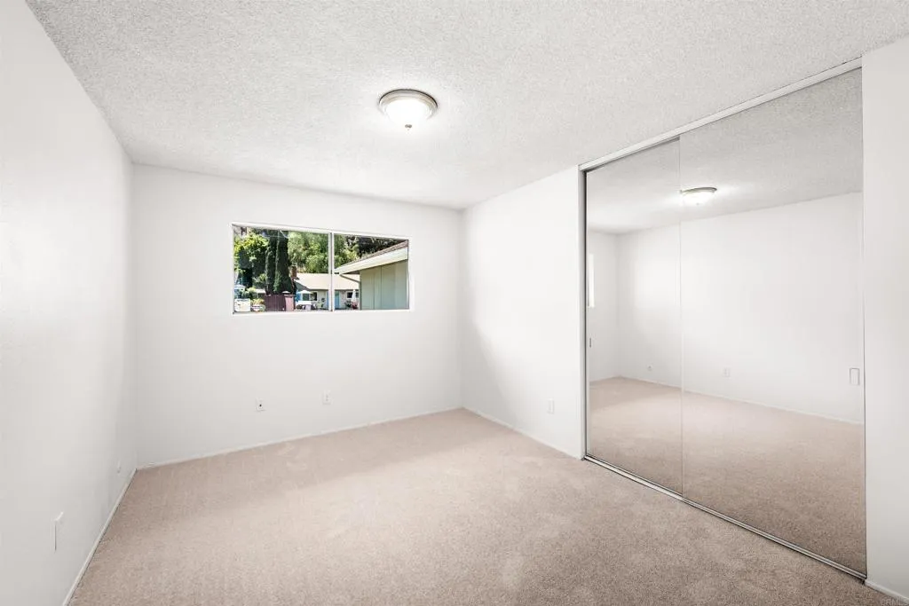 https://cdn.realtyfeed.com/cdn/127/306721991/8c69998b237ba148c7d5a3191576ca86.webp