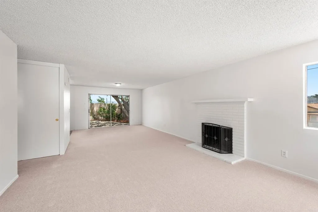 https://cdn.realtyfeed.com/cdn/127/306721991/dd24efc001fc9bf62a0cbecaf482790b.webp