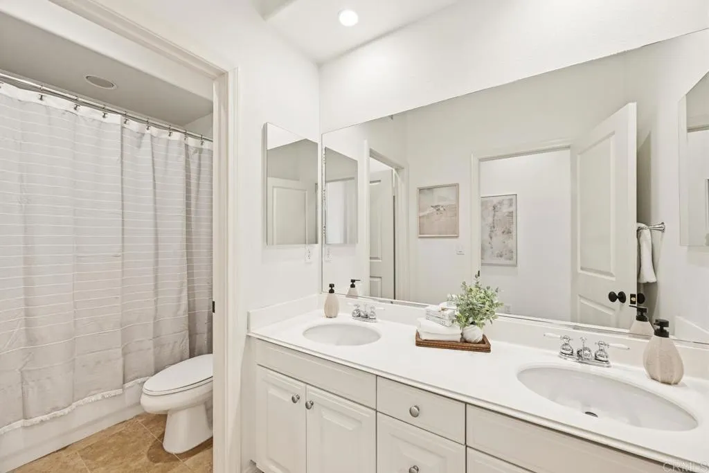 https://cdn.realtyfeed.com/cdn/127/306722087/7a05508e2daa73ab849ca7624b31e895.webp