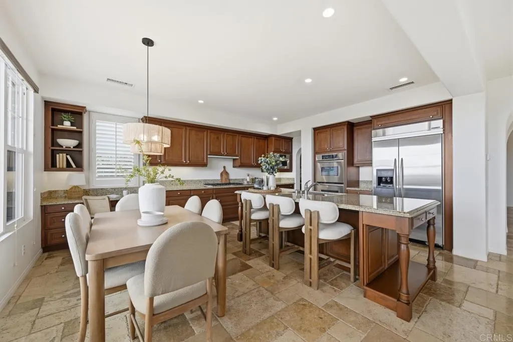 https://cdn.realtyfeed.com/cdn/127/306722087/f28e5aed2e1bd1db52645db2e0db47f6.webp