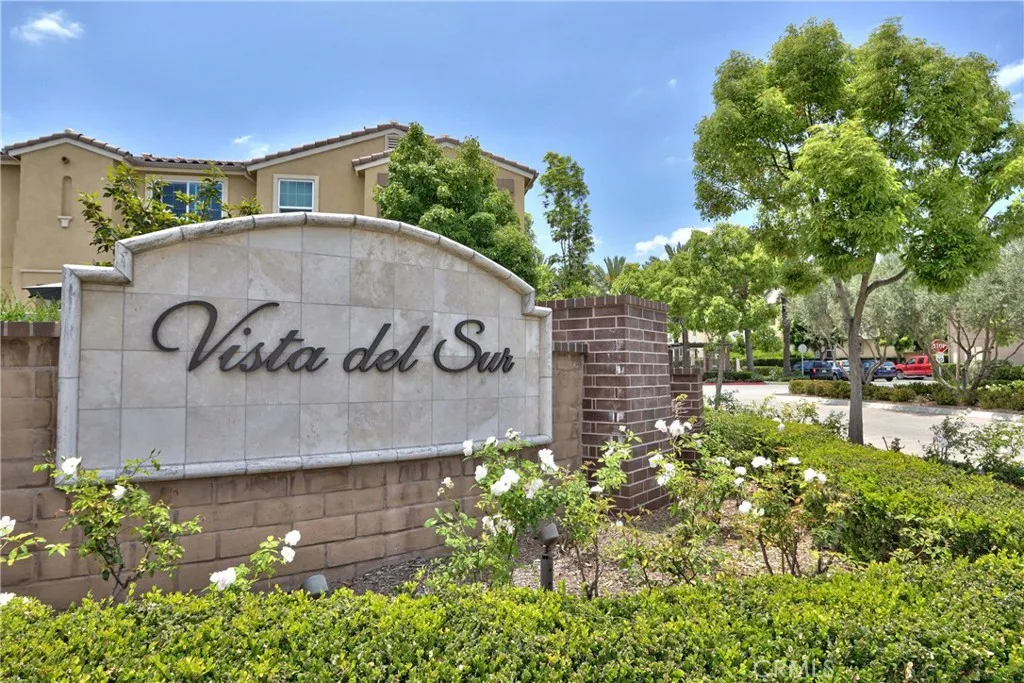 https://cdn.realtyfeed.com/cdn/127/306722122/26fee7df2c6a0e77f225aa3758f4a666.webp