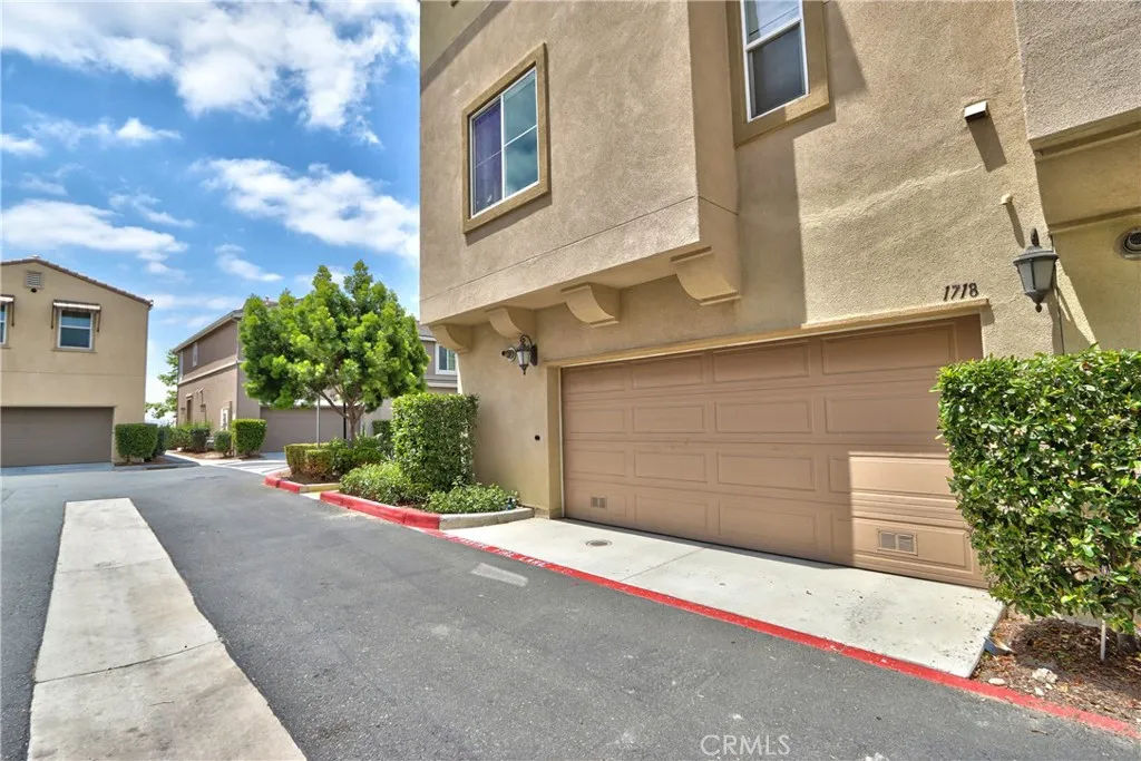 https://cdn.realtyfeed.com/cdn/127/306722122/2d912461114f8bbf7c378f4fd55d80ff.webp