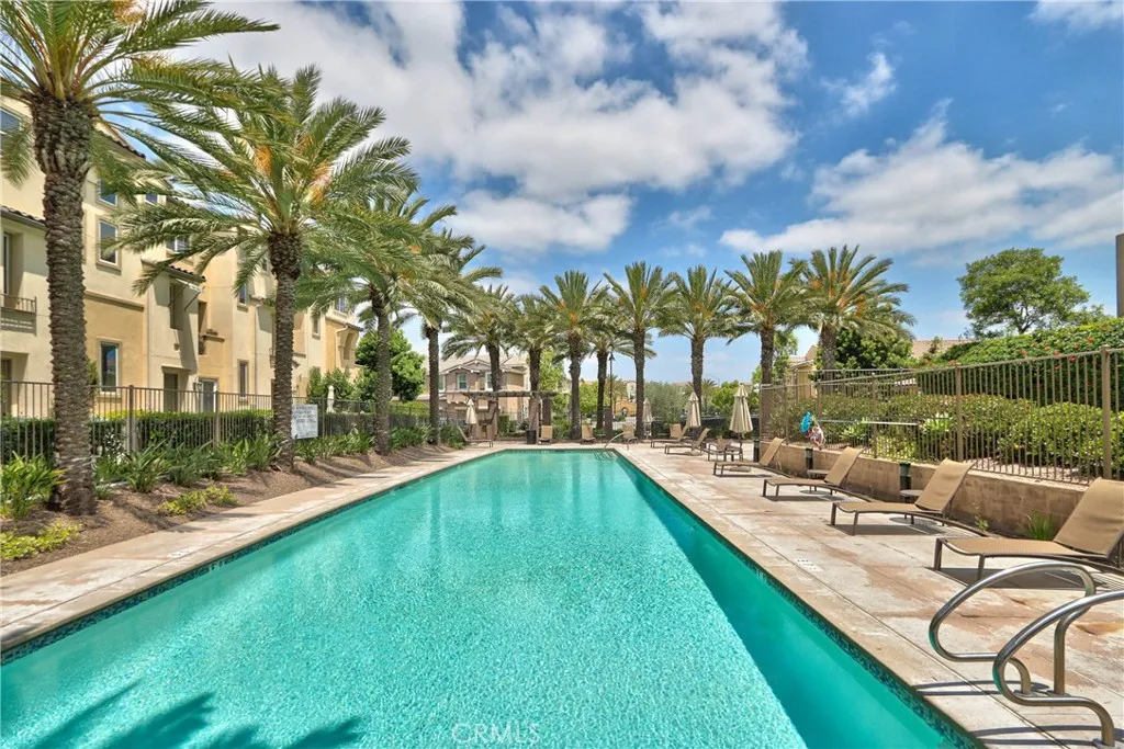 https://cdn.realtyfeed.com/cdn/127/306722122/37ea3b7d5c17b8631ada855f9c360b7d.webp