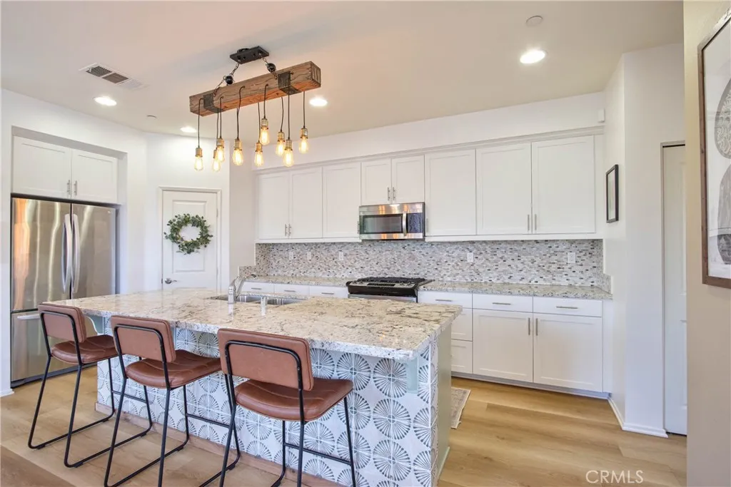 https://cdn.realtyfeed.com/cdn/127/306722122/9300783b0495e1ae51f9f44bf2658448.webp