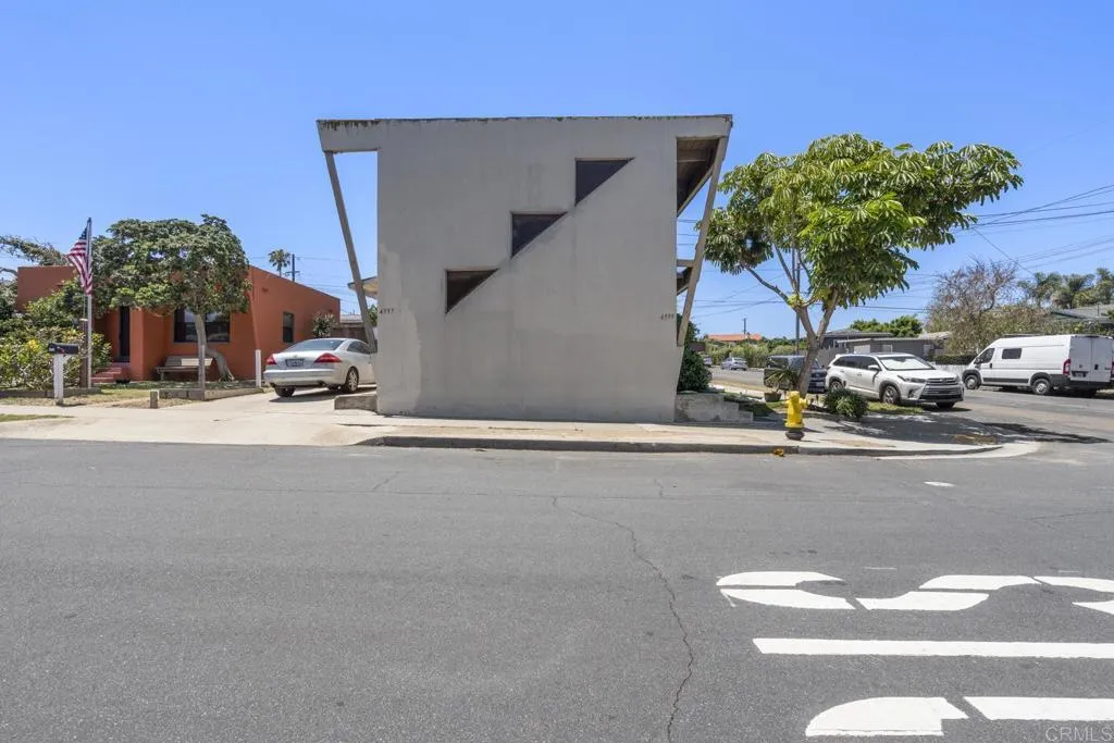 https://cdn.realtyfeed.com/cdn/127/306722178/e23134e22b67549a8a99ff659d2ddf9e.webp
