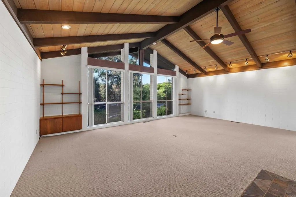 https://cdn.realtyfeed.com/cdn/127/306722200/4a91a85e62f03c57c2c1d8d6f4409a92.webp