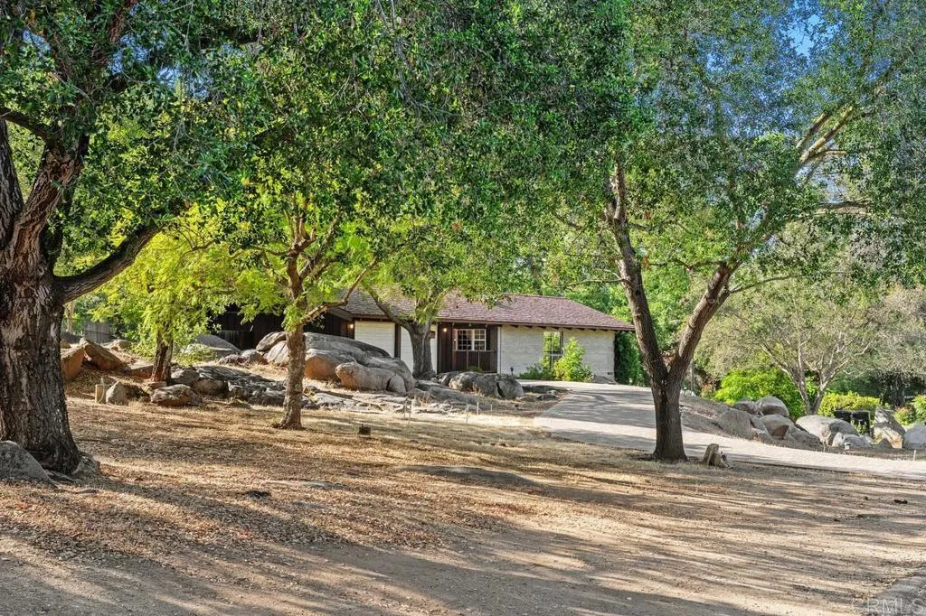 https://cdn.realtyfeed.com/cdn/127/306722200/e95bdaeb57671beaafbc0e6996adc70c.webp