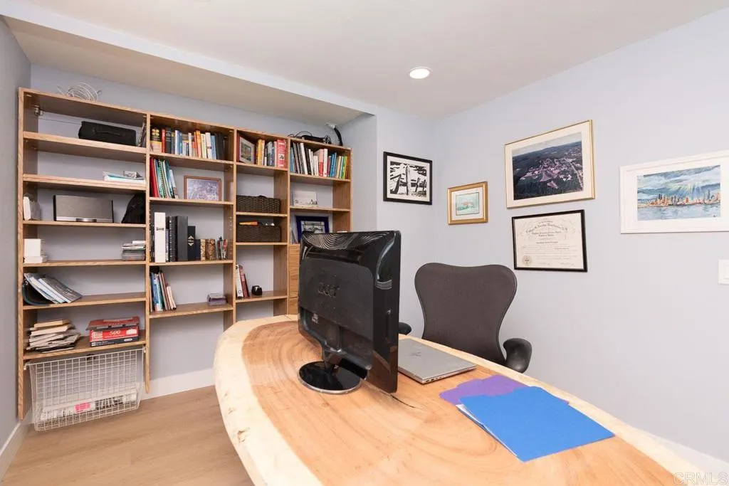 https://cdn.realtyfeed.com/cdn/127/306722245/3a999638bfd31d0d591fd8ebb23ef736.webp